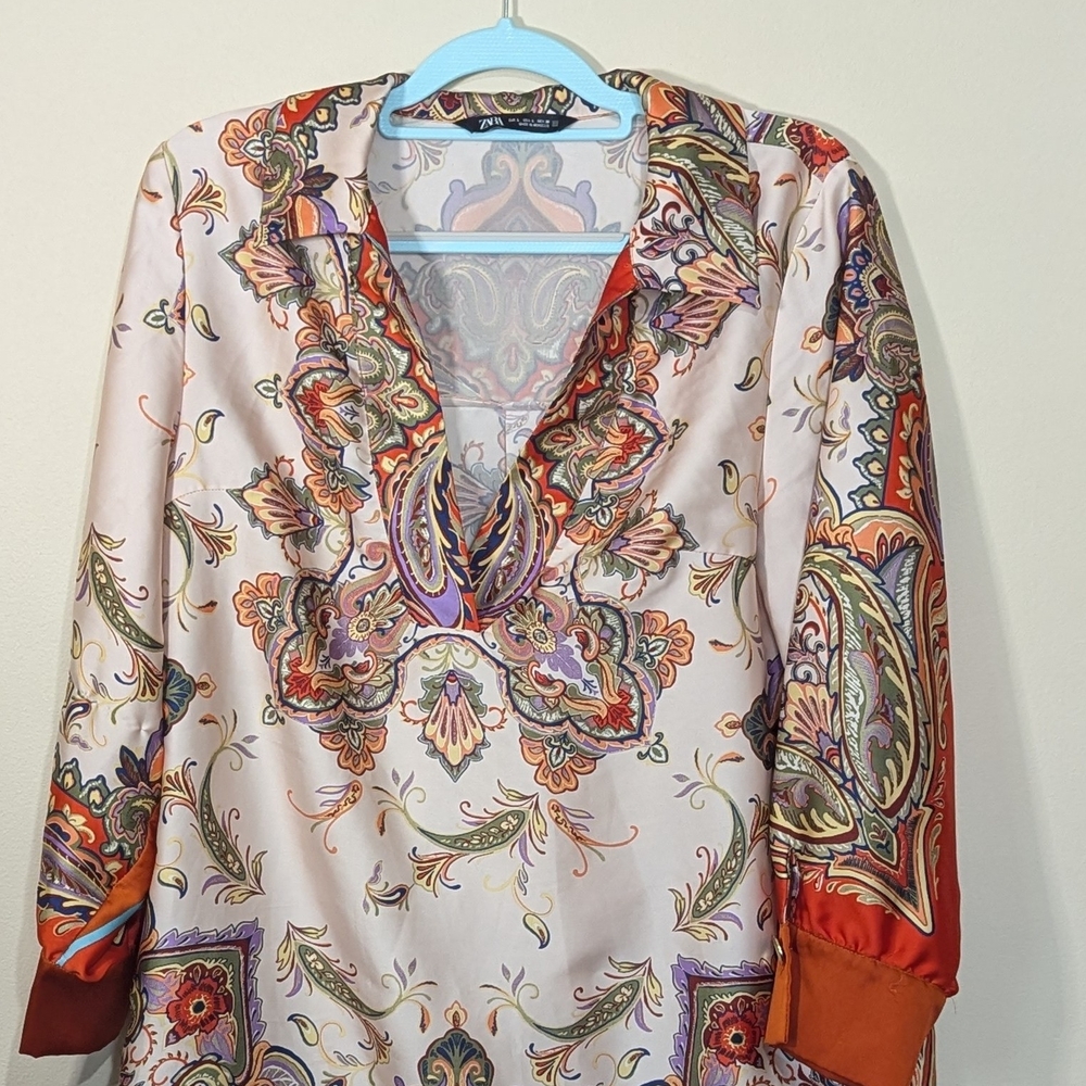 Zara Paisley Print V-Neck Tunic in Cream, Orange, Purple